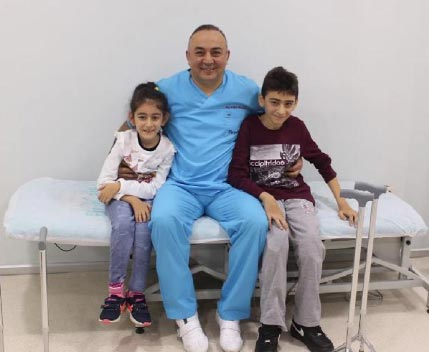 Prof.Dr.Birol Balaban FizyWell Fizik Tedavi Rehabilitasyon Pediatrik ve Ağrı Tedavisi